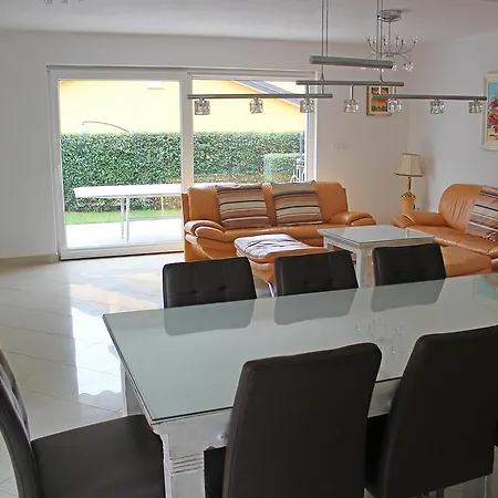Holiday Mara Holiday home